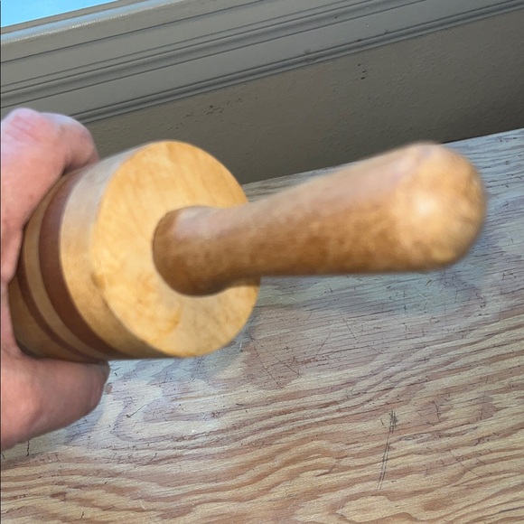 Wooden‎ Handcrafted Striped Rolling Pin - Picture 4 of 7